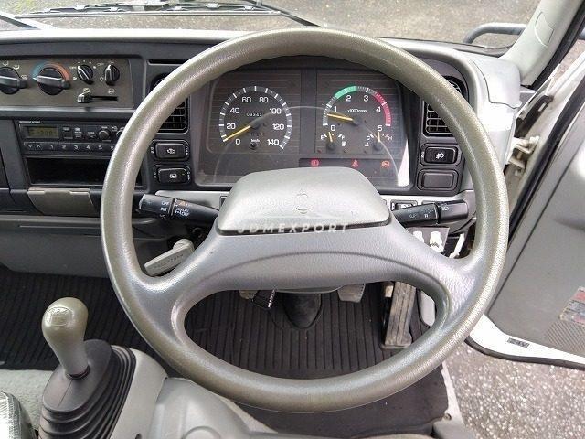 Mitsubishi Fuso Canter 1999 thumbnail 17