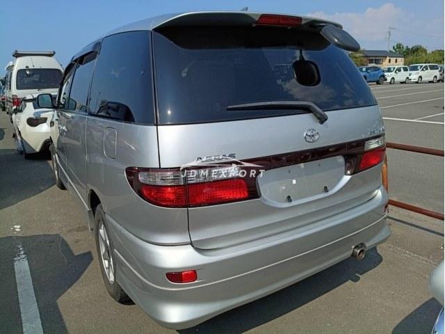 Toyota Estima 2000 thumbnail 2