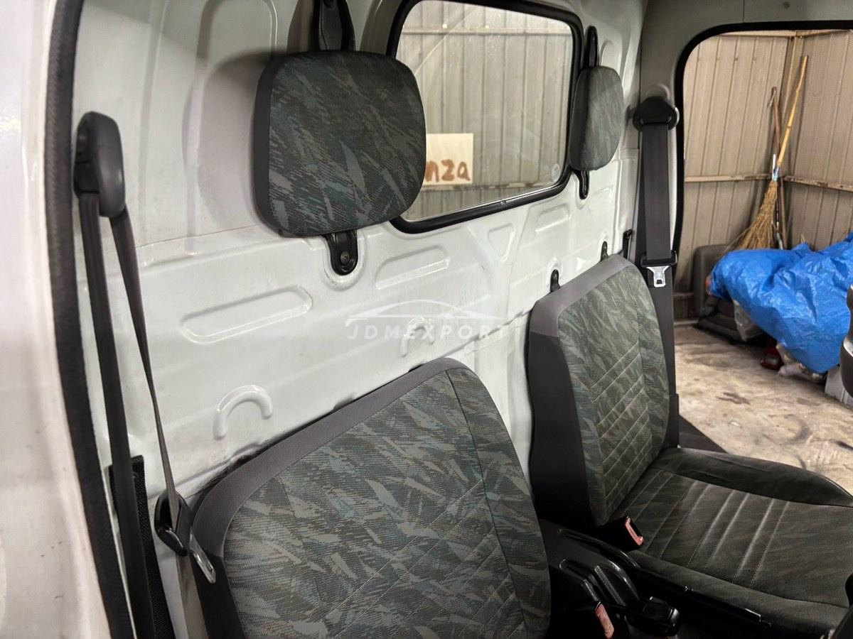 Suzuki Carry Truck 2000 thumbnail 27