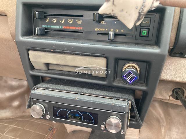Nissan Datsun Truck 1988 thumbnail 4