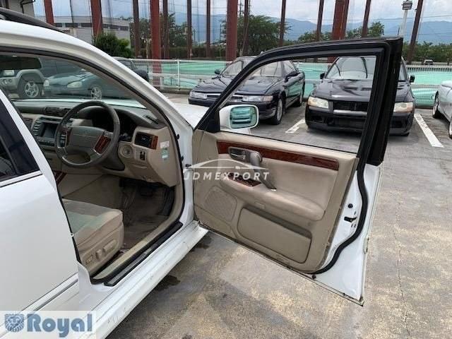 Toyota Crown Estate 2000 thumbnail 7