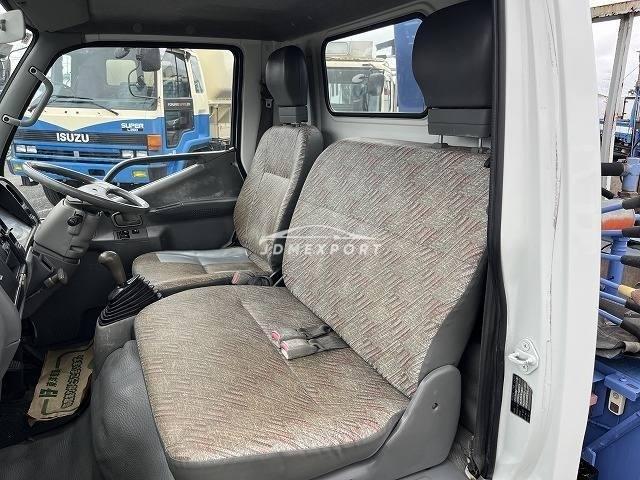 Mitsubishi Fuso Canter 1997 thumbnail 17
