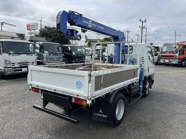 Mitsubishi Fuso Canter 1997 thumbnail 2