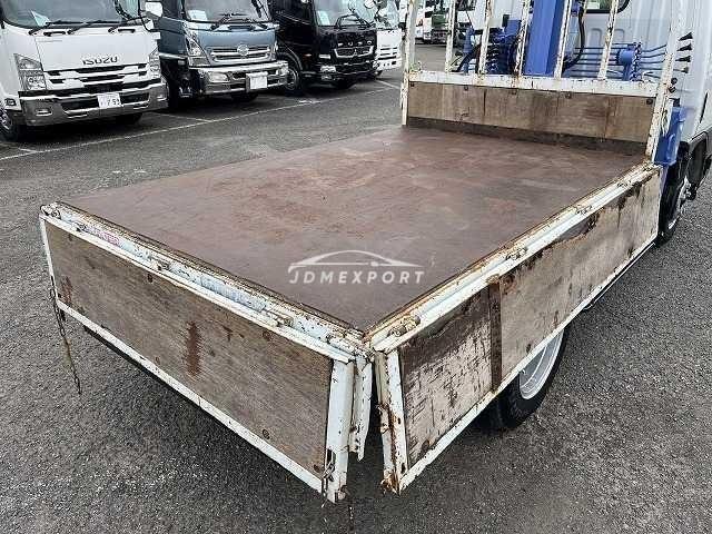 Mitsubishi Fuso Canter 1997 thumbnail 13