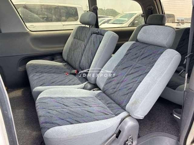 Toyota Estima Lucida 1998 thumbnail 8