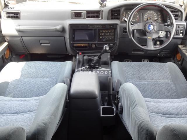 Toyota Land Cruiser 80 1995 thumbnail 3