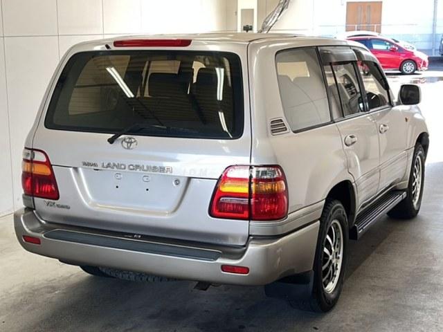 Toyota Land Cruiser 1998 thumbnail 2