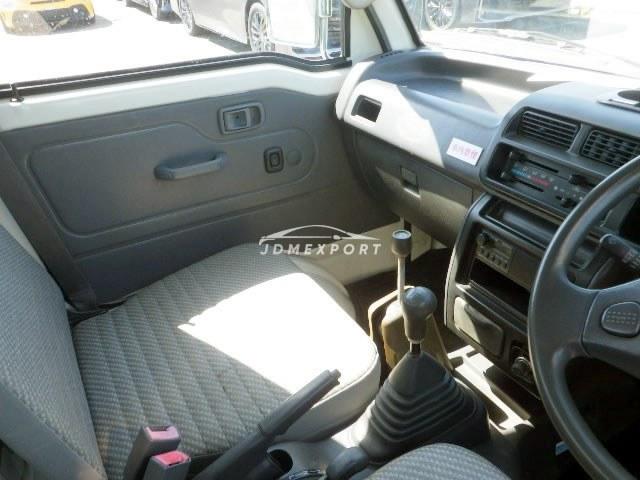 Daihatsu Hijet Truck 2000 thumbnail 11