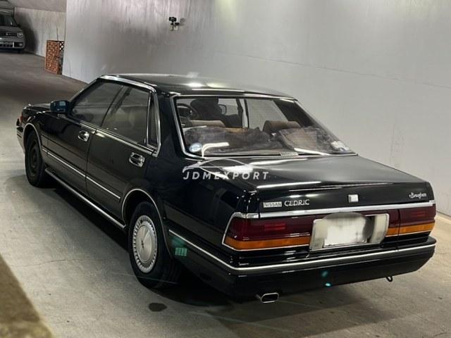 Nissan Cedric 1988 thumbnail 2