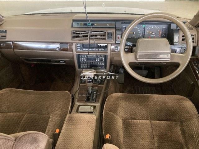 Nissan Cedric 1988 thumbnail 4