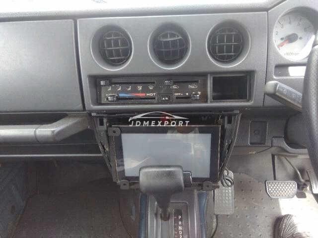 Suzuki Jimny Sierra 1996 thumbnail 9