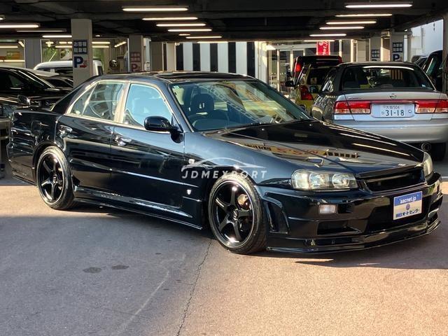 Nissan Skyline 2000