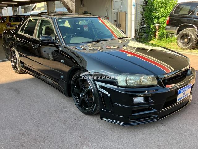 Nissan Skyline 2000 thumbnail 2