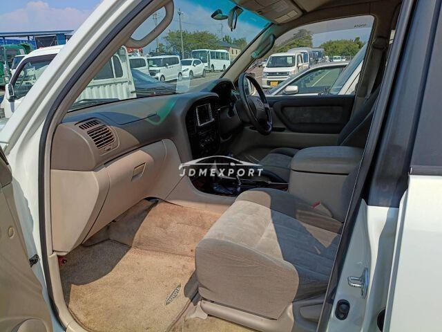 Toyota Land Cruiser 100 2000 thumbnail 3
