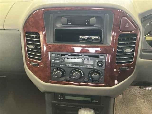 Mitsubishi Pajero thumbnail 7