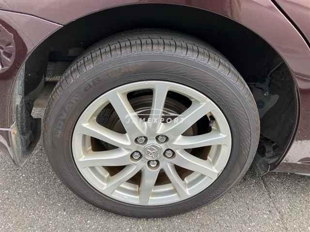 Toyota Premio thumbnail 10