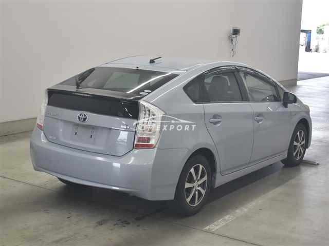 Toyota Prius thumbnail 6