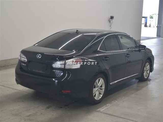 Lexus hs thumbnail 6