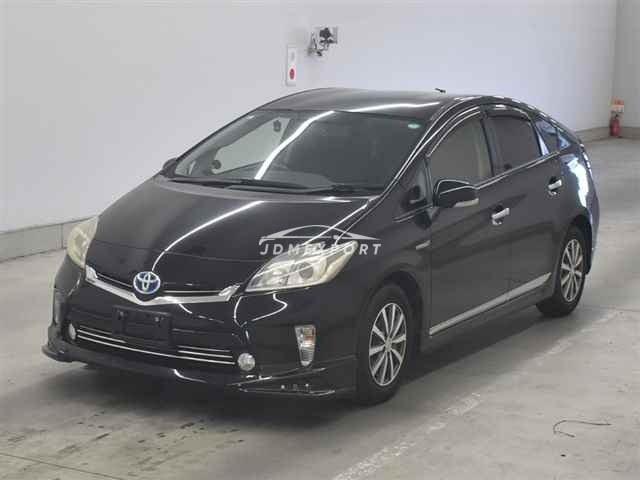 Toyota Prius thumbnail 5