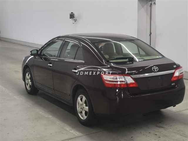 Toyota Premio thumbnail 2