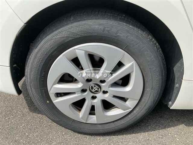 Toyota Prius thumbnail 10