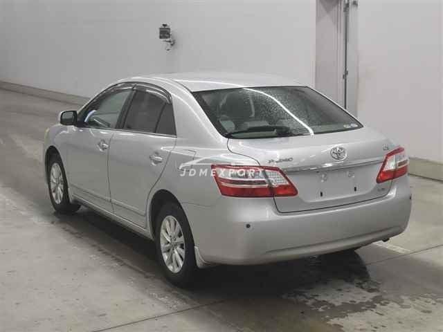 Toyota Premio thumbnail 2