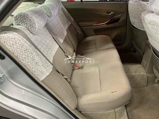 Toyota Premio thumbnail 9