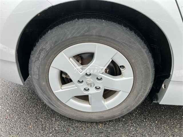 Toyota Prius thumbnail 10