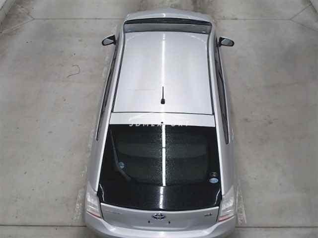 Toyota Prius thumbnail 11
