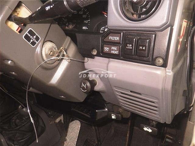 Toyota Land Cruiser 1990 thumbnail 9