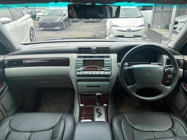 Toyota Crown Majesta 2000 thumbnail 3