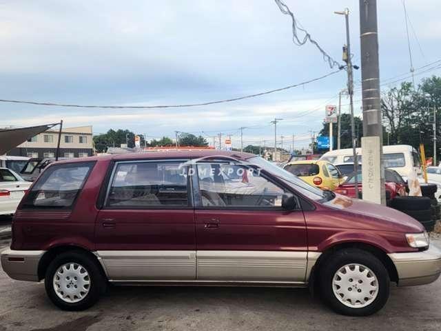 Mitsubishi Chariot 1992 thumbnail 4