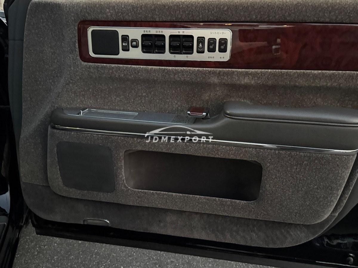 Toyota Century 2000 thumbnail 33