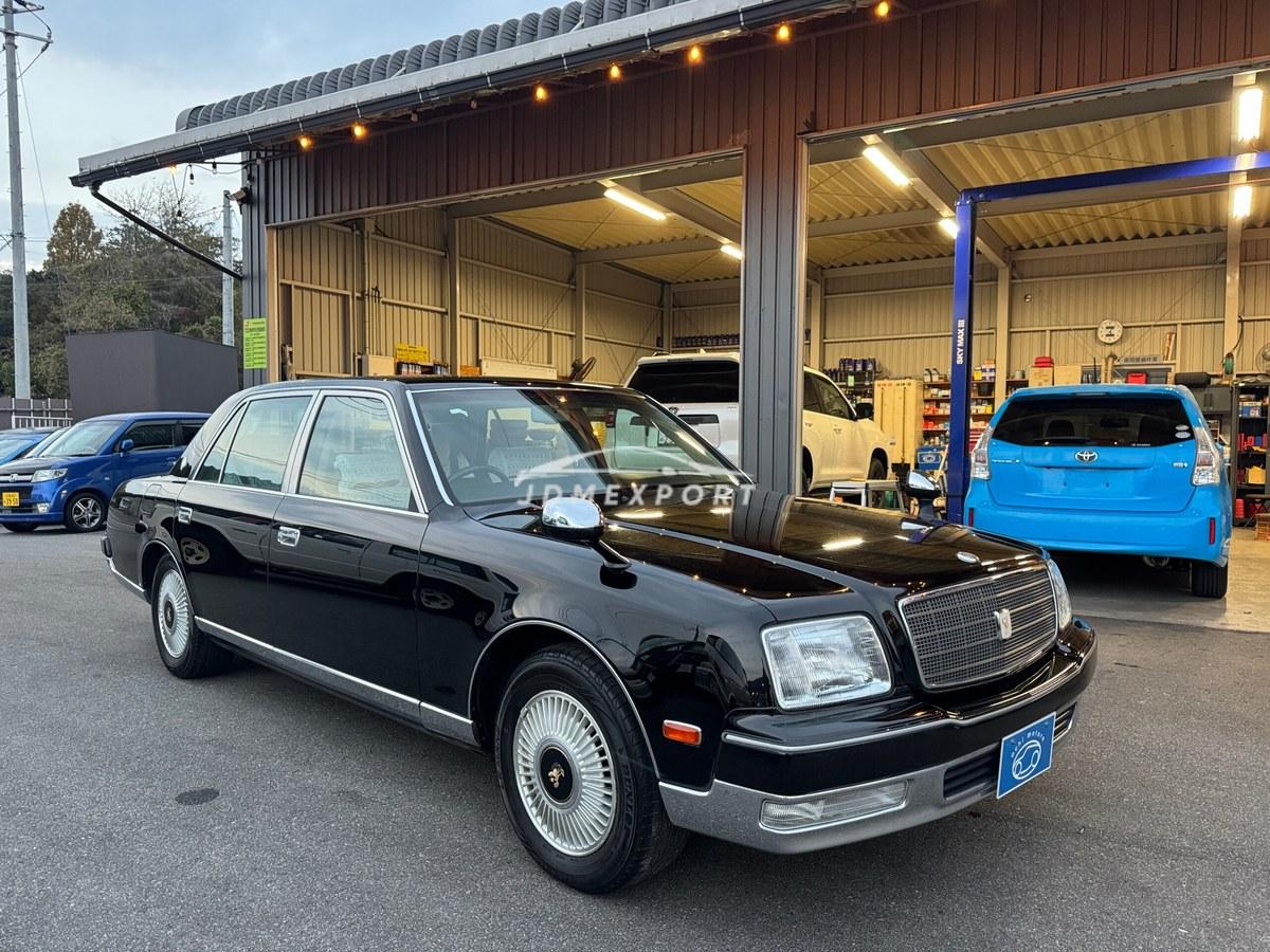 Toyota Century 2000