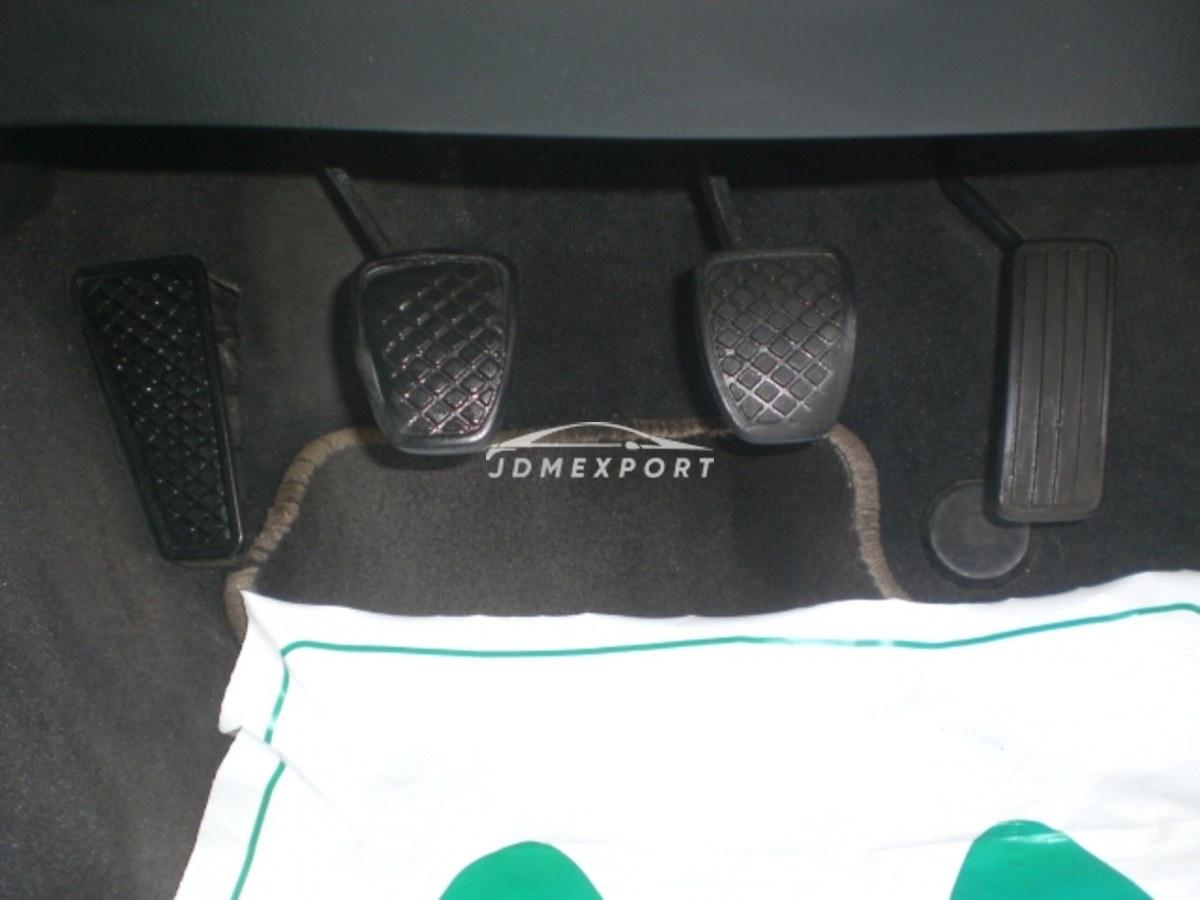 Subaru Legacy B4 2000 thumbnail 13
