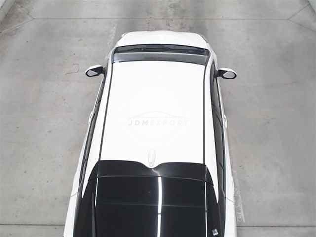 Toyota Prius thumbnail 11