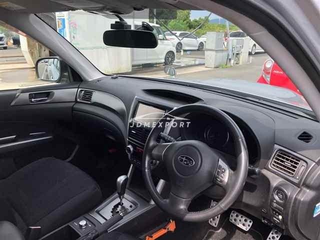 Subaru Forester thumbnail 4