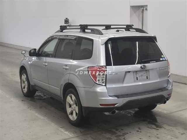 Subaru Forester thumbnail 2