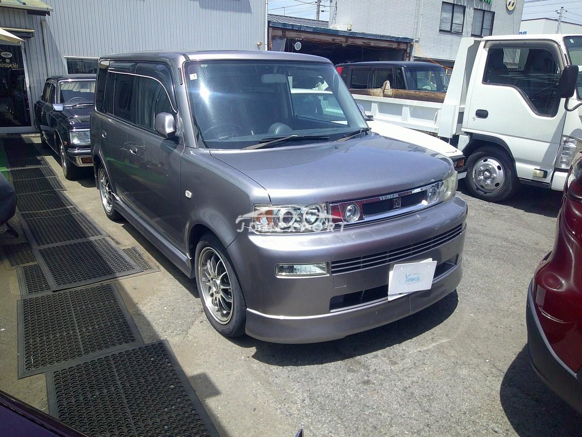 Toyota bB 2001