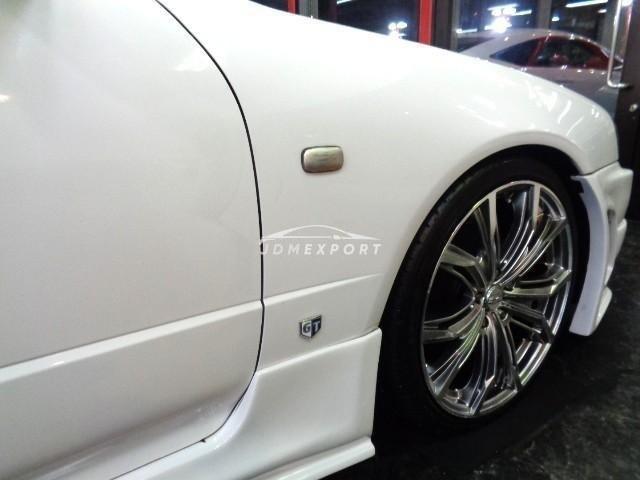 Nissan Skyline 2000 thumbnail 25