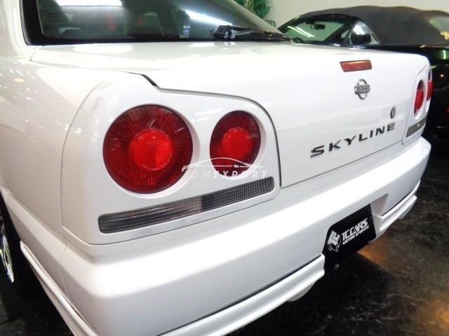 Nissan Skyline 2000 thumbnail 24