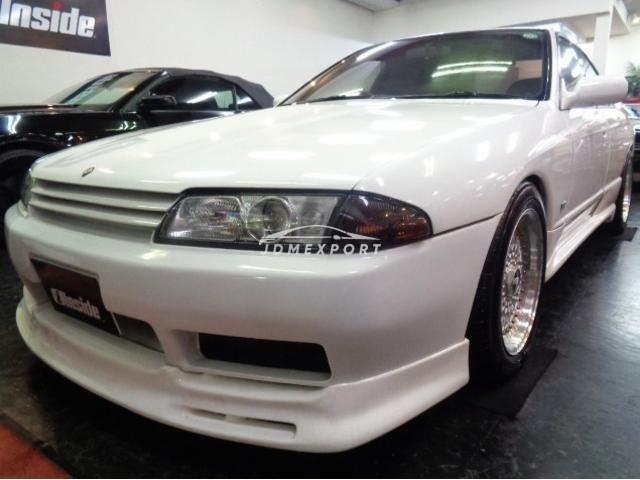 Nissan Skyline 1990