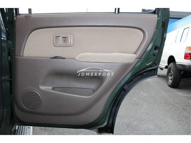 Toyota Hilux Surf 2001 thumbnail 18