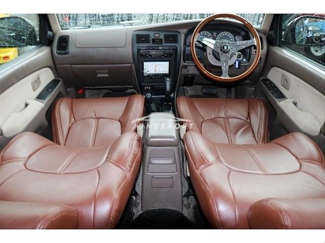 Toyota Hilux Surf 2001 thumbnail 2