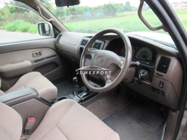 Toyota Hilux Surf 2001 thumbnail 30