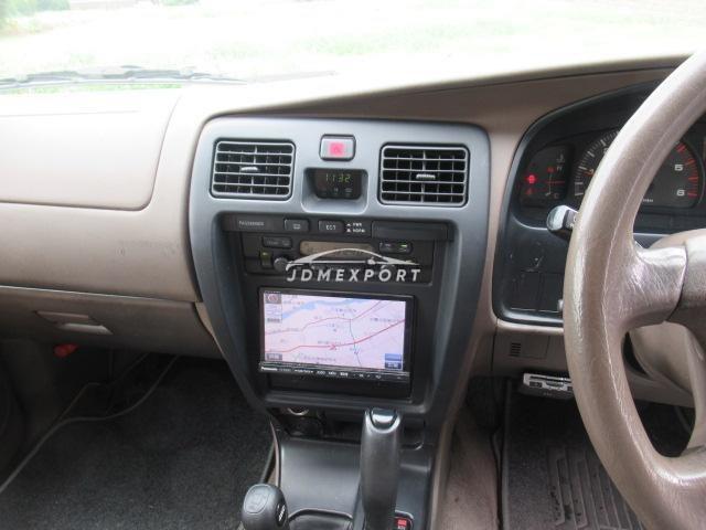 Toyota Hilux Surf 2001 thumbnail 27