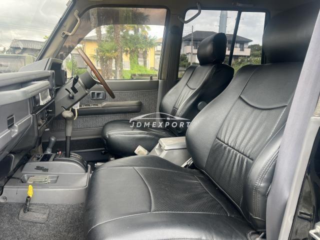 Toyota Land Cruiser 70 1994 thumbnail 6