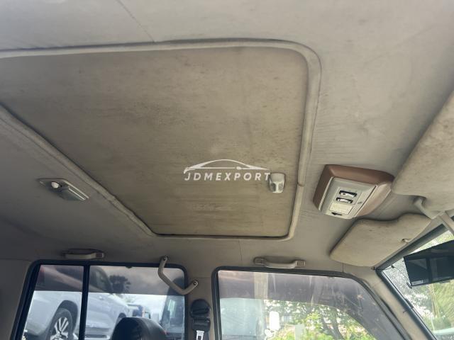 Toyota Land Cruiser 70 1994 thumbnail 15