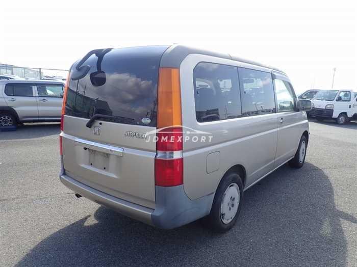 Honda stepwagon 2001 thumbnail 5