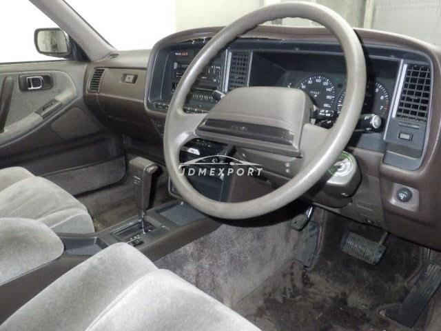 Toyota Crown 1988 thumbnail 4